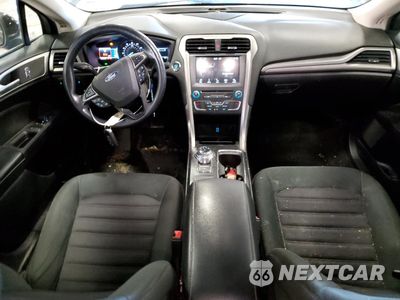 Zdjęcie 8 z 15 samochodu: 2018 FORD FUSION SE VIN:3FA6P0HD4JR276802 - miniatura
