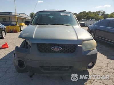 Piąte zdjęcie samochodu w środku: 2007 FORD ESCAPE XLT VIN:1FMYU03177KA24527 - miniatura