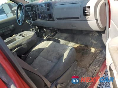 Zdjęcie 8 z 13 samochodu: 2007 GMC SIERRA K2500 HEAVY DUTY VIN:1GTHK24K67E600488 - miniatura