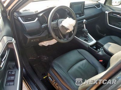 Zdjęcie 8 z 13 samochodu: 2021 TOYOTA RAV4 XLE VIN:2T3P1RFV2MC186520 - miniatura