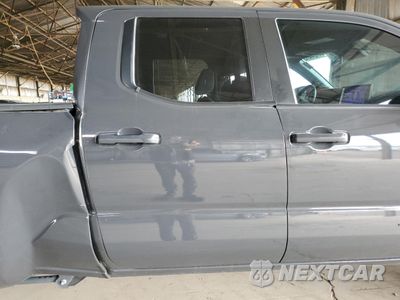 Zdjęcie 10 z 15 samochodu: 2024 TOYOTA TACOMA DOUBLE CAB VIN:3TMLB5FN8RM005075 - miniatura