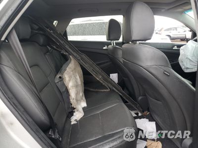 Zdjęcie 10 z 13 samochodu: 2020 HYUNDAI TUCSON LIMITED VIN:KM8J33AL3LU242179 - miniatura