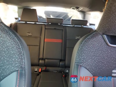 Zdjęcie 10 z 15 samochodu: 2025 MINI COUNTRYMAN JCW ALL4 VIN:WMZ33GA07S7S71725 - miniatura