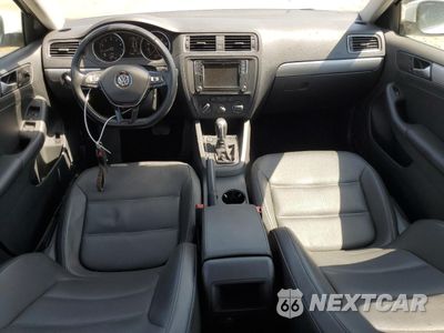 Zdjęcie 8 z 15 samochodu: 2017 VOLKSWAGEN JETTA SE VIN:3VWDB7AJXHM386279 - miniatura