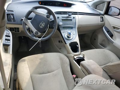 Zdjęcie 8 z 14 samochodu: 2010 TOYOTA PRIUS VIN:JTDKN3DU1A0211301 - miniatura