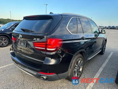 Czwarte zdjęcie samochodu z boku: 2015 BMW X5 XDRIVE35I VIN:5UXKR0C50F0P12764 - miniatura