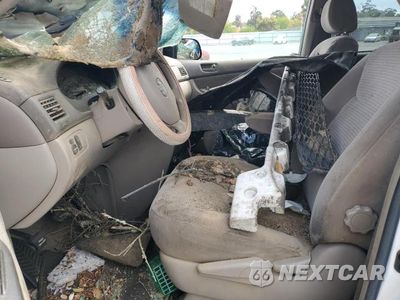 Zdjęcie 7 z 13 samochodu: 2006 TOYOTA SIENNA CE VIN:5TDZA23C26S487424 - miniatura