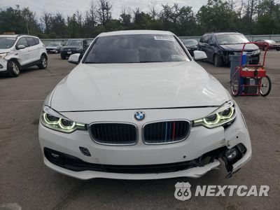Piąte zdjęcie samochodu w środku: 2018 BMW 320 I VIN:WBA8A9C5XJAH14340 - miniatura