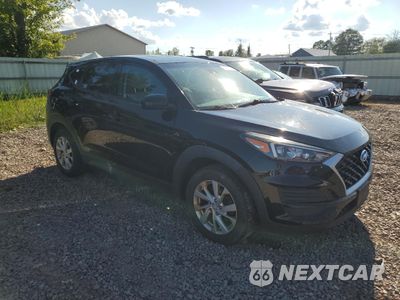 Czwarte zdjęcie samochodu z boku: 2019 HYUNDAI TUCSON SE VIN:KM8J2CA45KU866737 - miniatura