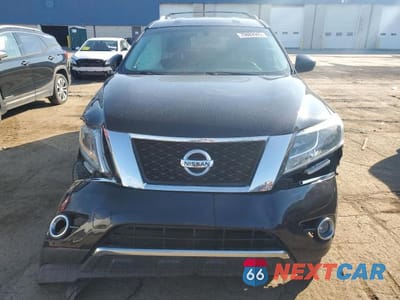 Piąte zdjęcie samochodu w środku: 2016 NISSAN PATHFINDER S VIN:5N1AR2MM0GC666668 - miniatura