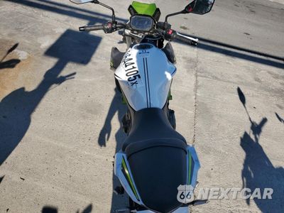 Zdjęcie 6 z 9 samochodu: 2021 KAWASAKI ER650 K VIN:ML5EREK17MDA40604 - miniatura