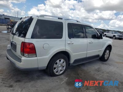 Trzecie zdjęcie samochodu z tyłu: 2004 LINCOLN TOWNHOUSE AVIATOR VIN:5LMEU68H94ZJ14743 - miniatura