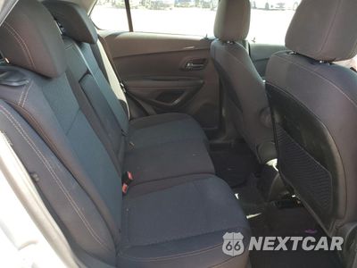Zdjęcie 11 z 15 samochodu: 2019 CHEVROLET TRAX LS VIN:3GNCJKSB8KL403743 - miniatura