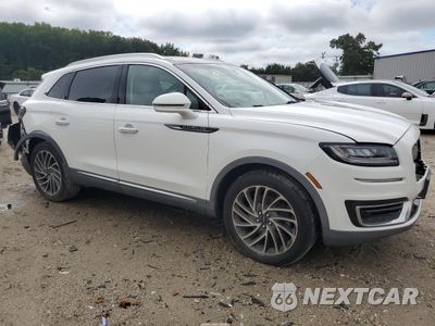 Czwarte zdjęcie samochodu z boku: 2020 LINCOLN NAUTILUS RESERVE VIN:2LMPJ6K9XLBL02151 - miniatura