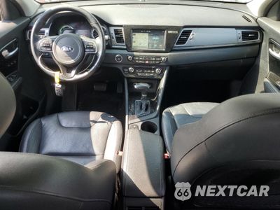 Zdjęcie 8 z 17 samochodu: 2018 KIA NIRO TOURING VIN:KNDCE3LC3J5132812 - miniatura