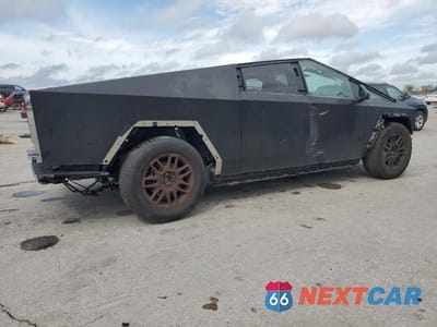 Trzecie zdjęcie samochodu z tyłu: 2024 TESLA CYBERTRUCK VIN:7G2CEHED1RA028066 - miniatura