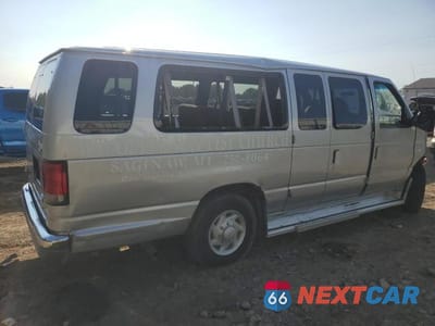 Trzecie zdjęcie samochodu z tyłu: 2000 FORD ECONOLINE E350 SUPER DUTY WAGON VIN:1FBSS31L8YHB58276 - miniatura