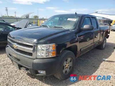 2011 CHEVROLET SILVERADO K1500 LT 1GCRKSE35BZ192692 - główne zdjęcie licytacji z USA - miniatura