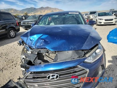 Piąte zdjęcie samochodu w środku: 2017 HYUNDAI ELANTRA SE VIN:5NPD84LF7HH060597 - miniatura