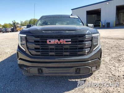 Piąte zdjęcie samochodu w środku: 2025 GMC SIERRA K1500 ELEVATION VIN:3GTUUCED0SG102156 - miniatura