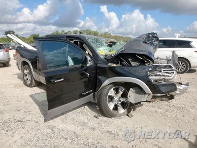 Czwarte zdjęcie samochodu z boku: 2020 RAM 1500 LARAMIE VIN:1C6RREJTXLN209876 - miniatura