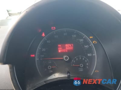 Zdjęcie 9 z 13 samochodu: 2009 VOLKSWAGEN NEW BEETLE S VIN:3VWRW31C79M518064 - miniatura