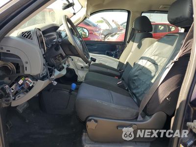 Zdjęcie 7 z 13 samochodu: 2011 CHEVROLET SILVERADO K1500 LS VIN:3GCPKREA6BG147758 - miniatura