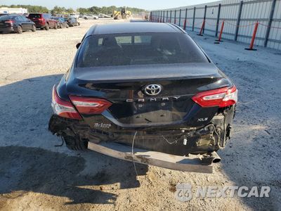 Zdjęcie 6 z 15 samochodu: 2018 TOYOTA CAMRY L VIN:4T1B11HK0JU124213 - miniatura