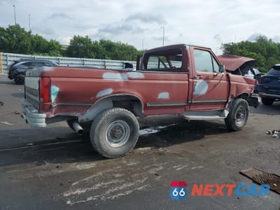 Trzecie zdjęcie samochodu z tyłu: 1989 FORD F350 VIN:1FTHF36M3KNA76976 - miniatura