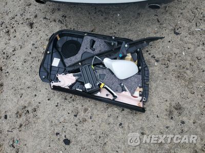 Zdjęcie 12 z 13 samochodu: 2016 LEXUS IS 300 VIN:JTHCM1D22G5010933 - miniatura