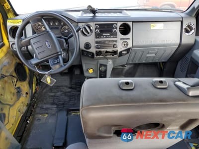 Zdjęcie 8 z 13 samochodu: 2019 FORD F650 SUPER DUTY VIN:1FDWX6DC0KDF13236 - miniatura