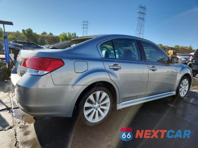 Trzecie zdjęcie samochodu z tyłu: 2010 SUBARU LEGACY 2.5I LIMITED VIN:4S3BMCK64A3245884 - miniatura