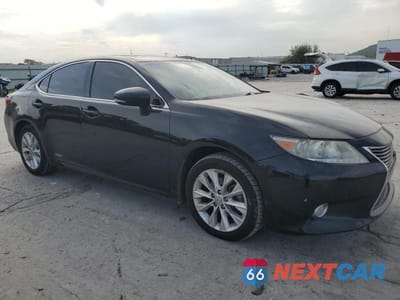 Czwarte zdjęcie samochodu z boku: 2013 LEXUS ES 300H VIN:JTHBW1GG3D2026858 - miniatura
