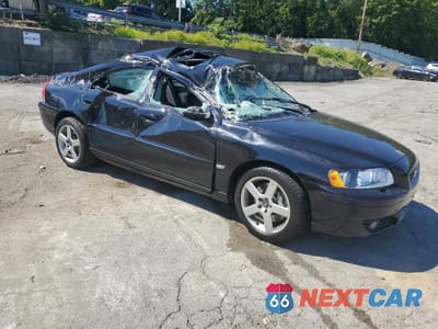 Czwarte zdjęcie samochodu z boku: 2006 VOLVO S60 R VIN:YV1RH527062516020 - miniatura