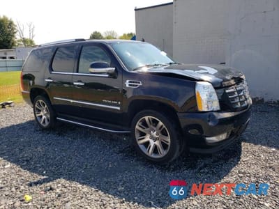 Czwarte zdjęcie samochodu z boku: 2008 CADILLAC ESCALADE LUXURY VIN:1GYFK63858R130592 - miniatura