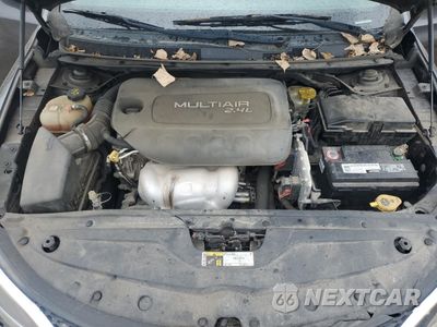 Zdjęcie 11 z 12 samochodu: 2015 CHRYSLER 200 C VIN:1C3CCCCB7FN545535 - miniatura