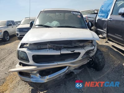 Piąte zdjęcie samochodu w środku: 1997 FORD F150 VIN:1FTDX1867VKA78024 - miniatura