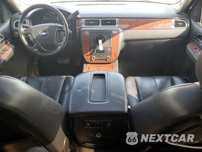Zdjęcie 8 z 16 samochodu: 2007 CHEVROLET TAHOE K1500 VIN:1GNFK13027J376734 - miniatura