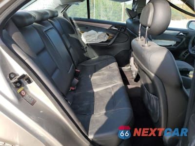 Zdjęcie 10 z 14 samochodu: 2005 MERCEDES-BENZ C 230K SPORT SEDAN VIN:WDBRF40J75F576998 - miniatura