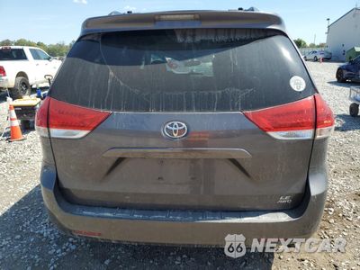 Zdjęcie 6 z 13 samochodu: 2012 TOYOTA SIENNA LE VIN:5TDJK3DCXCS037322 - miniatura