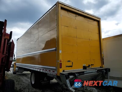 Trzecie zdjęcie samochodu z tyłu: 2018 INTERNATIONAL 4000 4300 - TRUCKS VIN:3HAMMMMLXJL458680 - miniatura