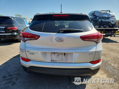 Zdjęcie 6 z 12 samochodu: 2016 HYUNDAI TUCSON LIMITED VIN:KM8J3CA46GU046185 - miniatura