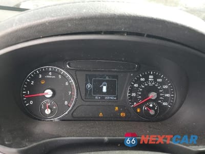 Zdjęcie 9 z 13 samochodu: 2016 KIA SORENTO EX VIN:5XYPH4A51GG019802 - miniatura