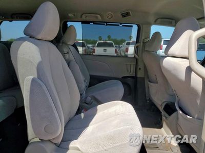 Zdjęcie 11 z 13 samochodu: 2014 TOYOTA SIENNA LE VIN:5TDKK3DCXES434276 - miniatura