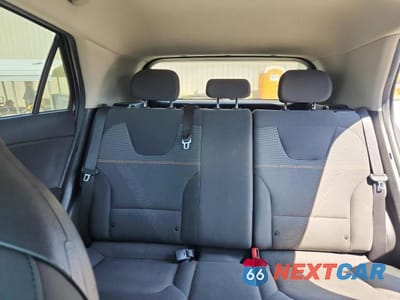 Zdjęcie 10 z 13 samochodu: 2023 KIA NIRO LX VIN:KNDCP3LE6P5095579 - miniatura