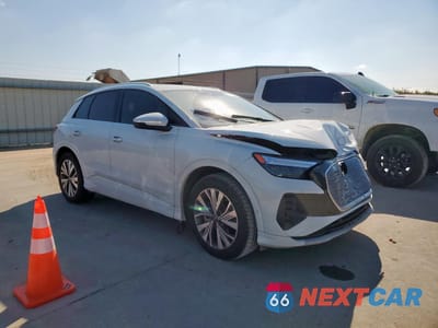 Czwarte zdjęcie samochodu z boku: 2023 AUDI Q4 E-TRON PREMIUM PLUS VIN:WA1BCBFZ9PP004061 - miniatura