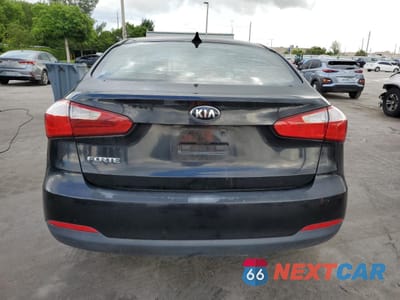 Zdjęcie 6 z 14 samochodu: 2016 KIA FORTE LX VIN:KNAFK4A60G5502970 - miniatura