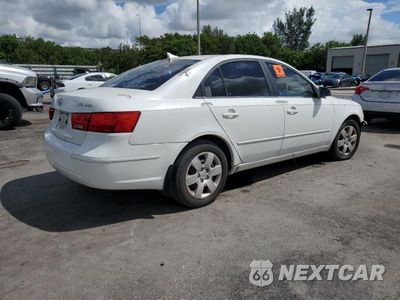 Trzecie zdjęcie samochodu z tyłu: 2010 HYUNDAI SONATA GLS VIN:5NPET4AC8AH631516 - miniatura