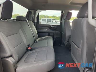 Zdjęcie 10 z 13 samochodu: 2023 CHEVROLET SILVERADO K3500 LT VIN:1GC4YTEY2PF179918 - miniatura