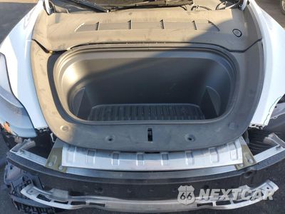 Zdjęcie 11 z 15 samochodu: 2024 TESLA MODEL Y VIN:7SAYGDEE4RF158417 - miniatura